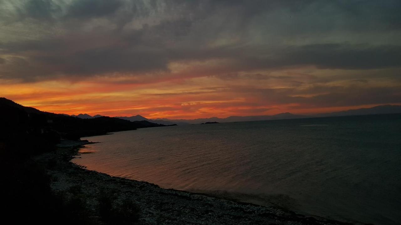 Rooms Lake View Balani Restaurant Σκόδρα Εξωτερικό φωτογραφία